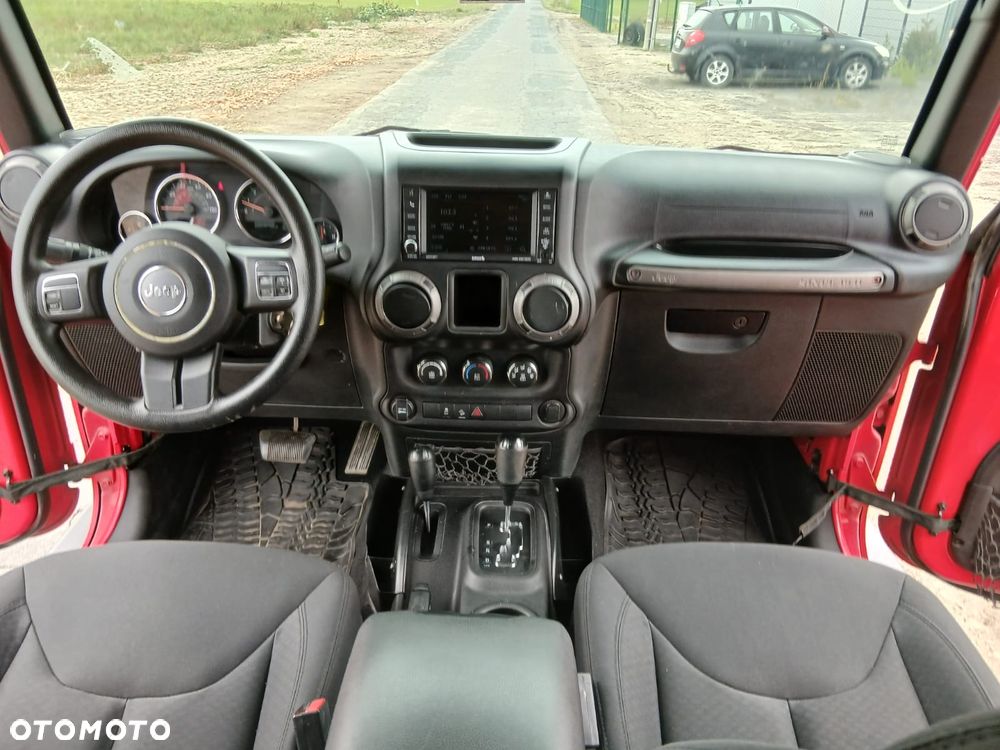 Jeep Wrangler - 15
