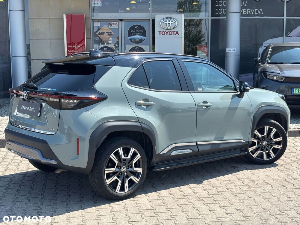 Toyota Yaris Cross Hybrid 1.5 Premiere Edition - 4