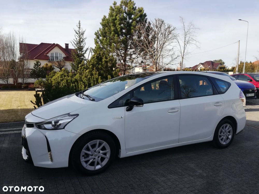 Toyota Prius+ (Hybrid) Comfort - 2
