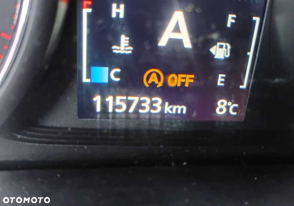 Mitsubishi Outlander - 13