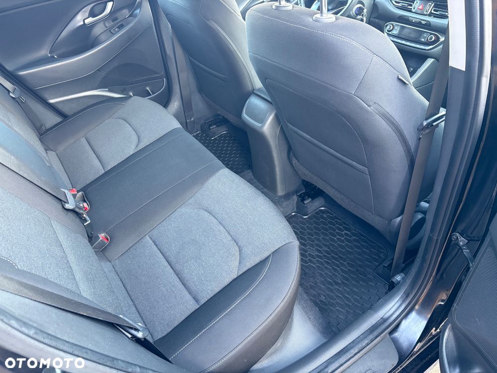 Hyundai i30 1.0 T-GDI Comfort DCT - 11