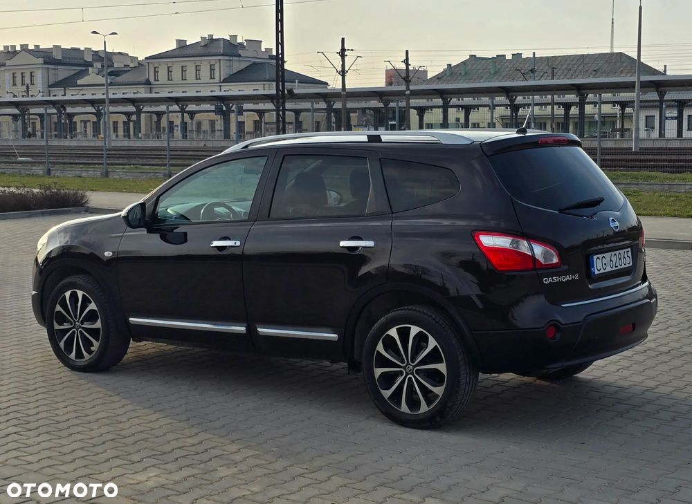 Nissan Qashqai+2 - 6