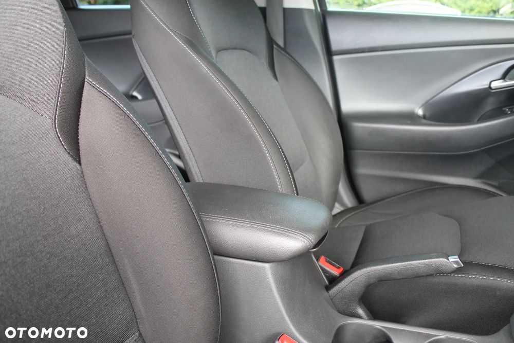 Hyundai i30 1.5 T-GDI 48V-Hybrid EDITION 30+ - 27