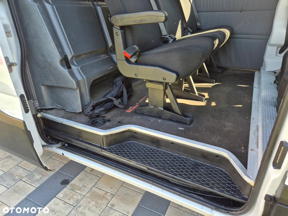 Iveco IVECO 35C15 BLIZNIAK BRYGADÓWKA KLIMATRONIK MAX PNEUMATYKA - 28