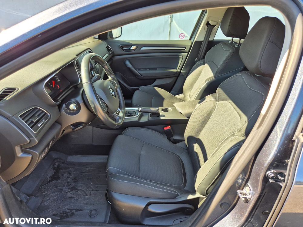 Renault Megane TCe 140 EDC GPF Zen - 10