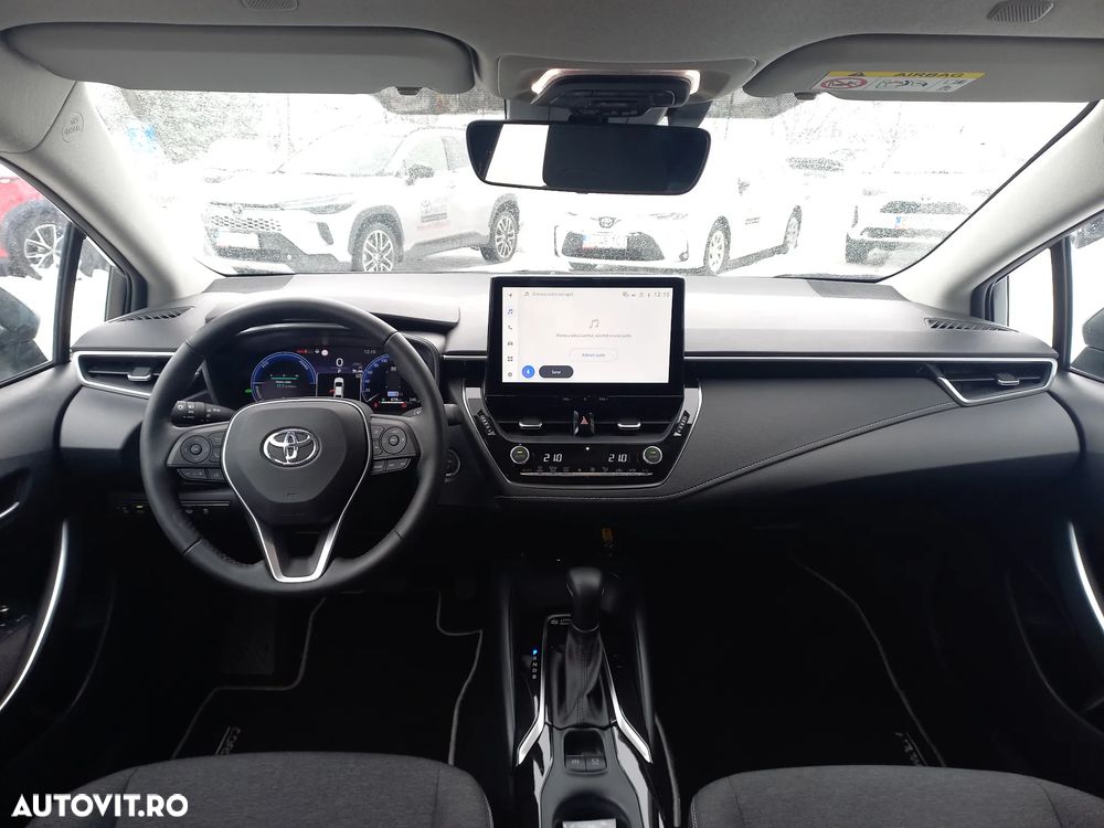 Toyota Corolla 1.8 HSD Business - 13