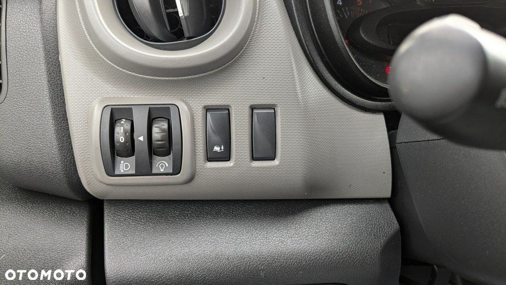 Renault Trafic - 24