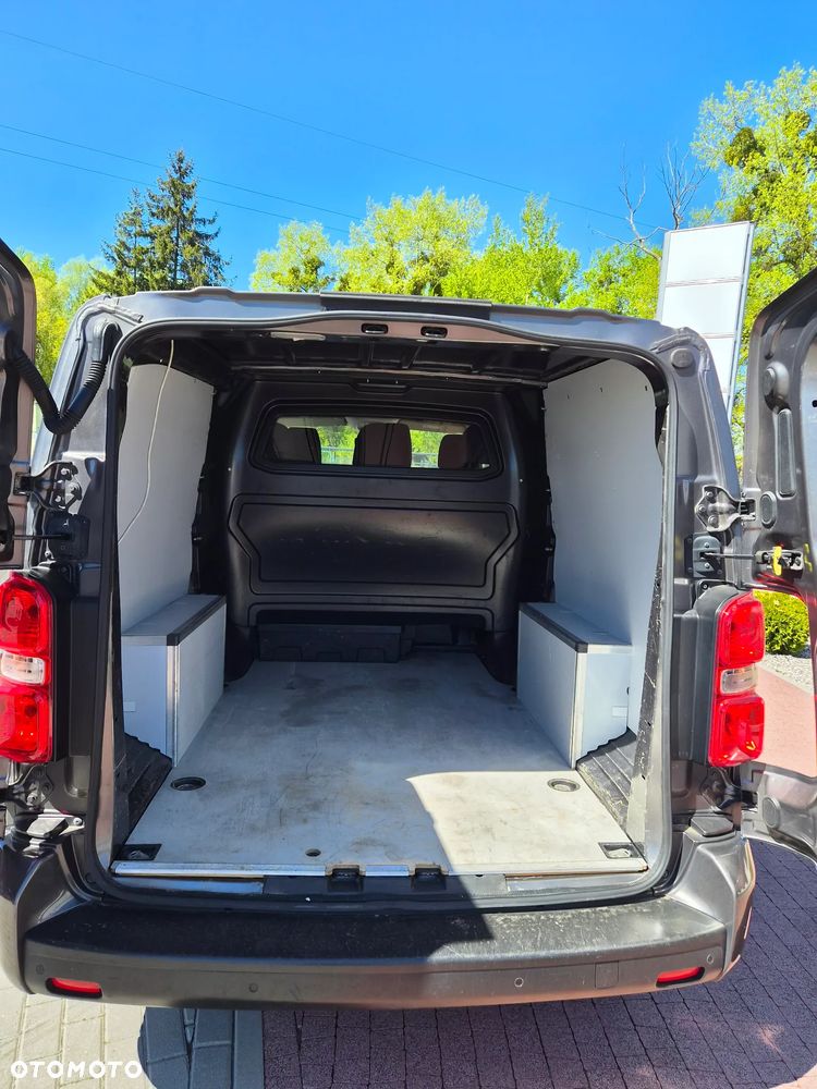 Opel Vivaro - 10