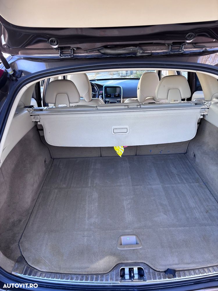 Volvo XC 60 D5 AWD Summum - 18