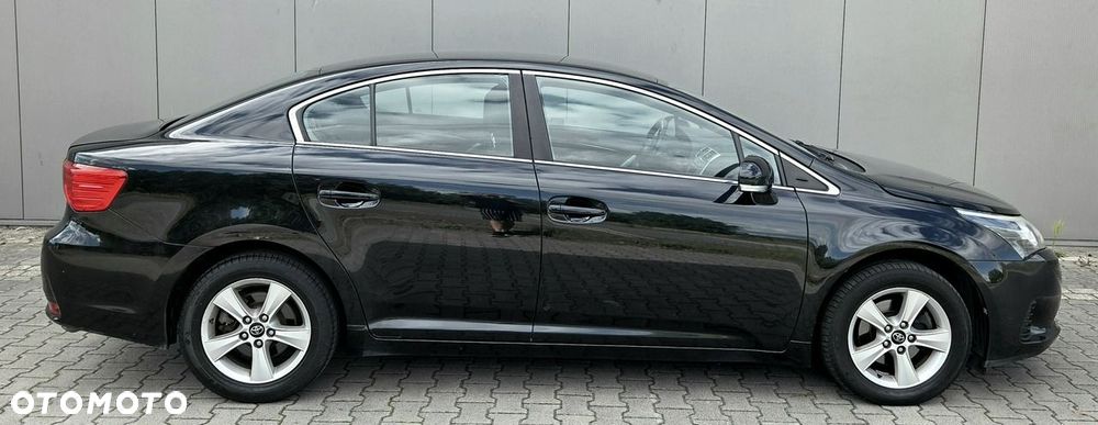Toyota Avensis 2.0 D-4D Sol - 6