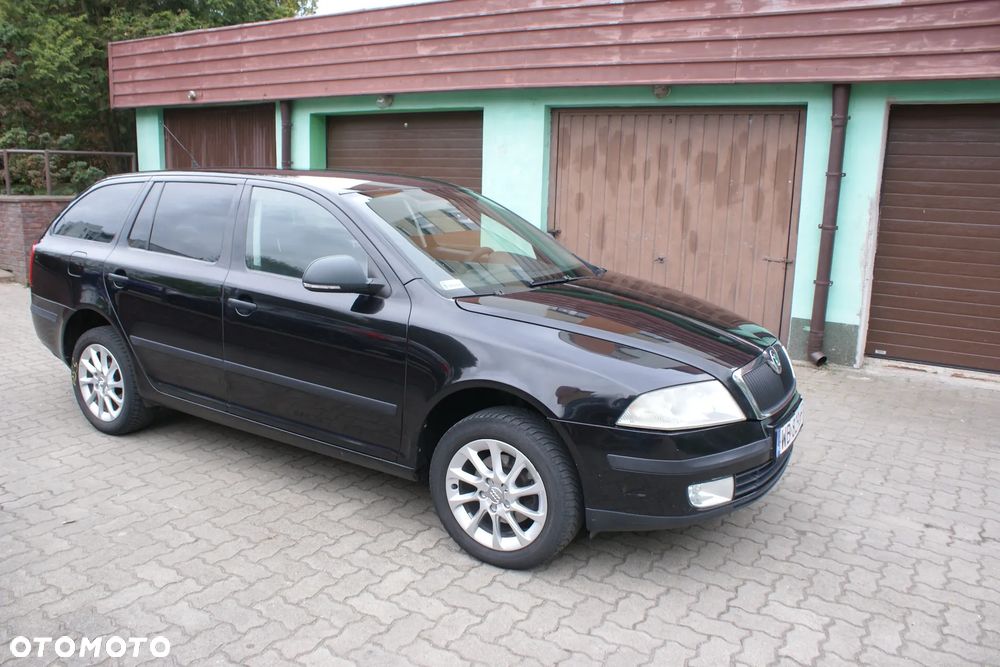 Skoda Octavia 1.6 - 4