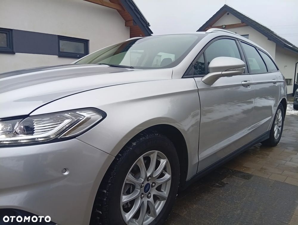 Ford Mondeo 1.5 TDCi Start-Stopp Titanium - 4