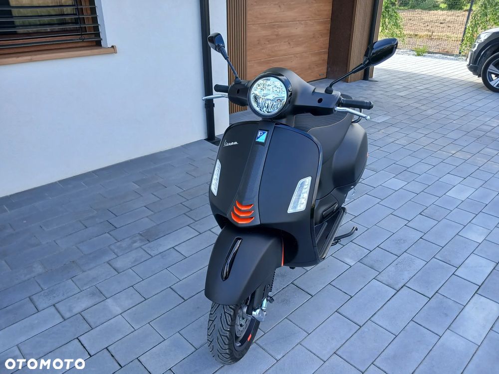 Piaggio Vespa - 7