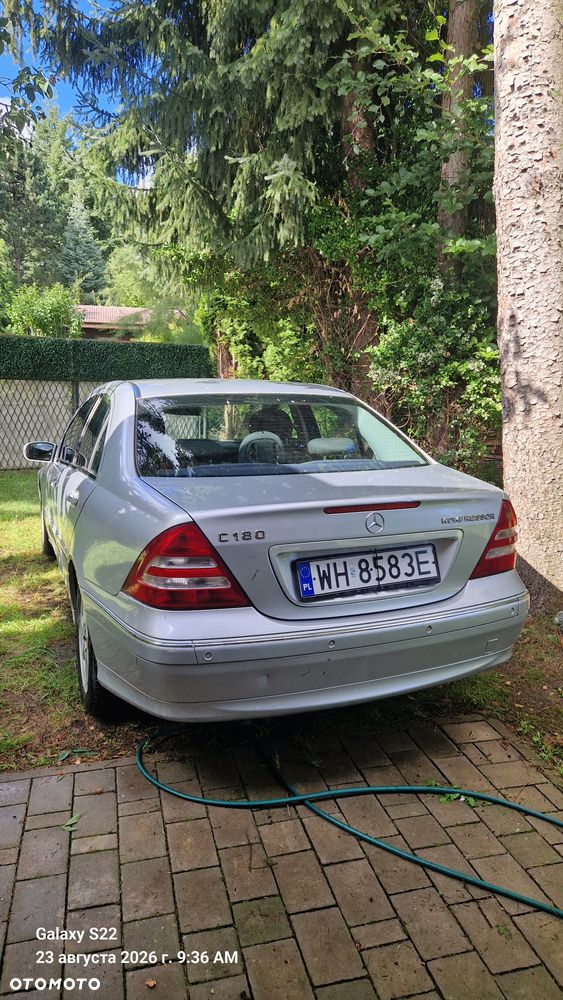 Mercedes-Benz Klasa C 180 Kompressor Classic - 11