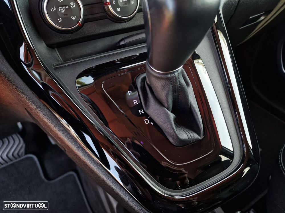 Mercedes-Benz T 180 - 32