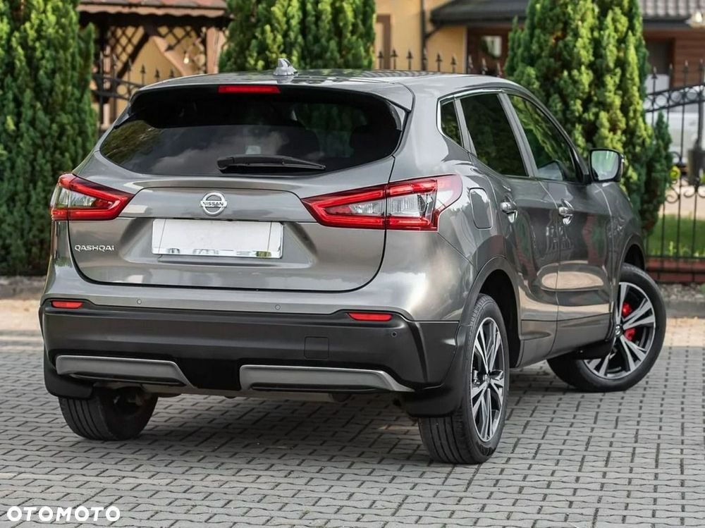 Nissan Qashqai 1.2 DIG-T N-Vision - 12