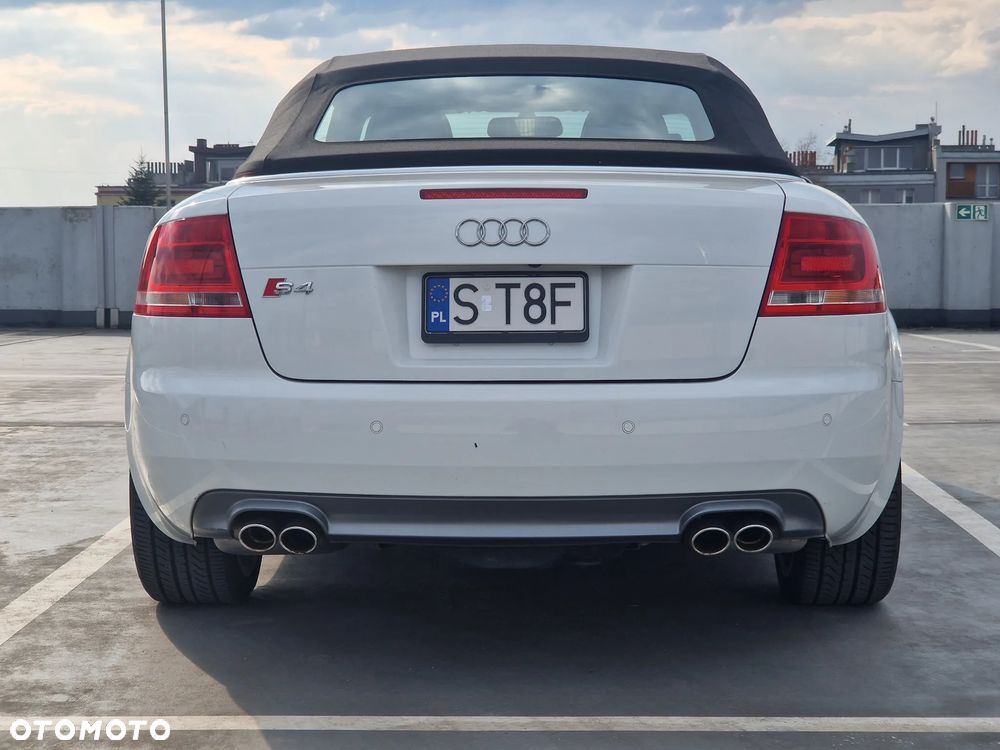 Audi S4 Cabrio - 1