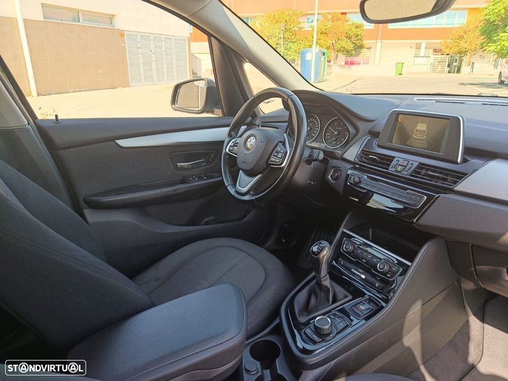 BMW 216 Active Tourer d Advantage - 12