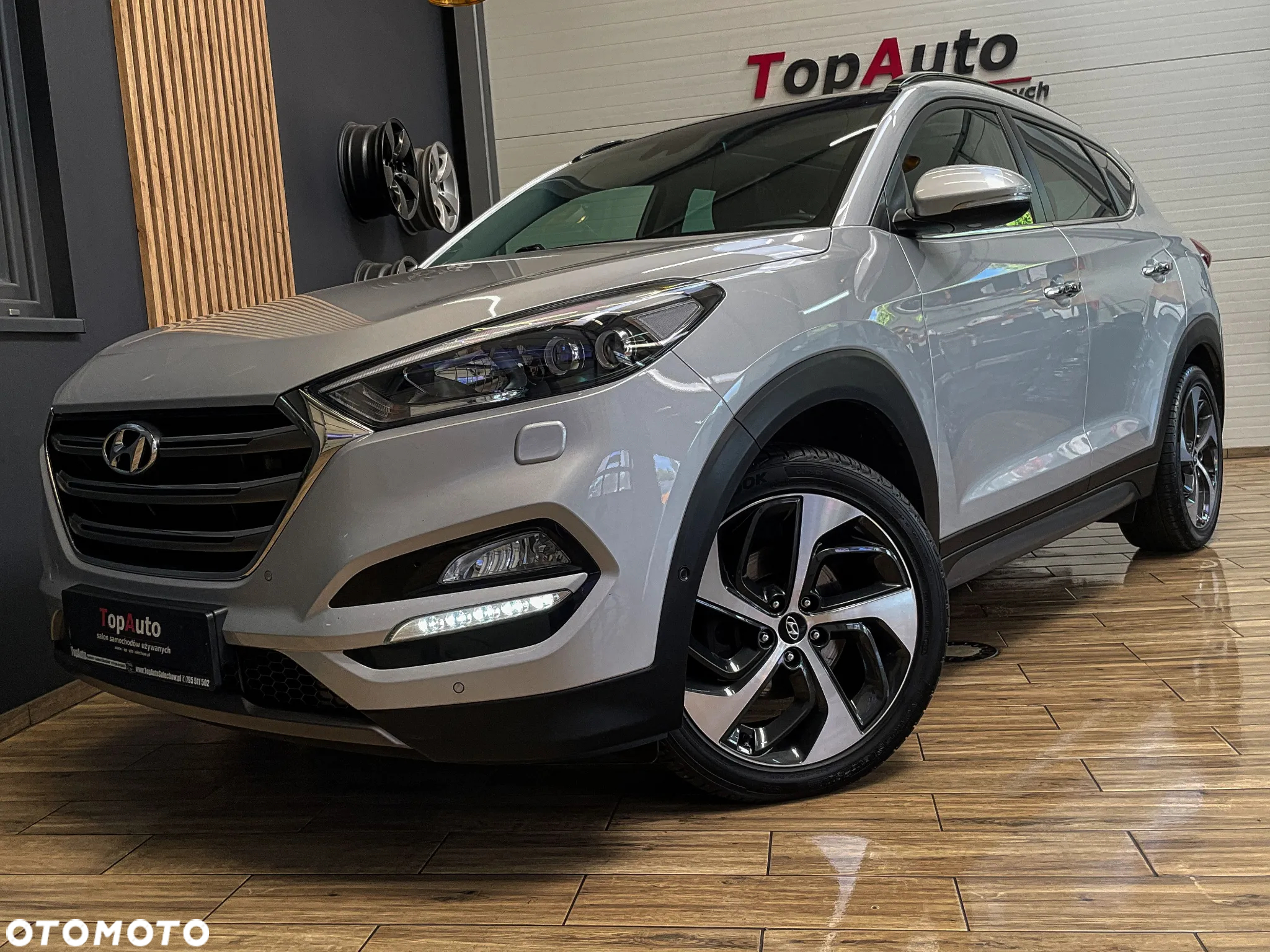 Hyundai Tucson 2.0 CRDi 4WD Automatik Premium - 2