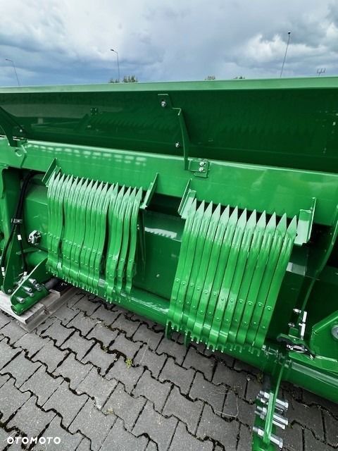 John Deere S 780 i - 25