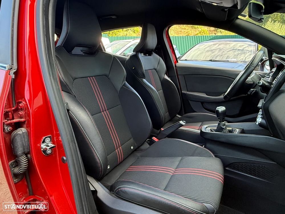 Renault Clio 1.0 TCe RS Line - 22