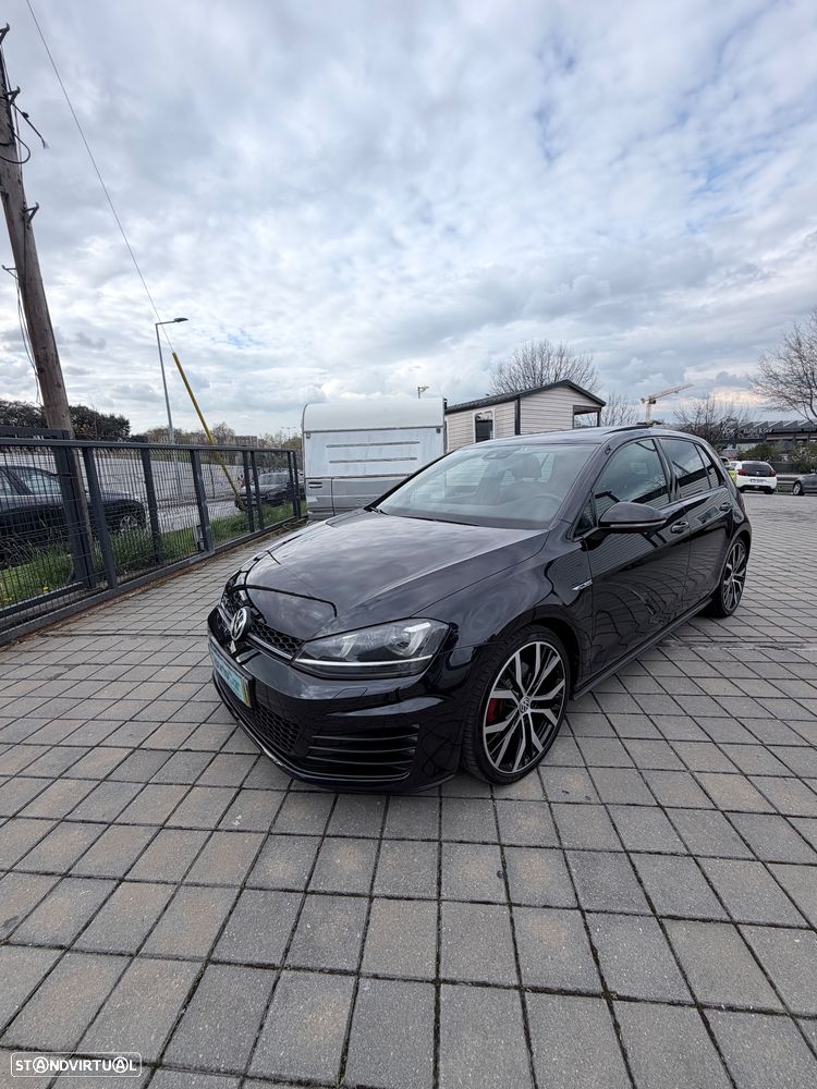 VW Golf 2.0 TDi GTD Pack DSG - 2