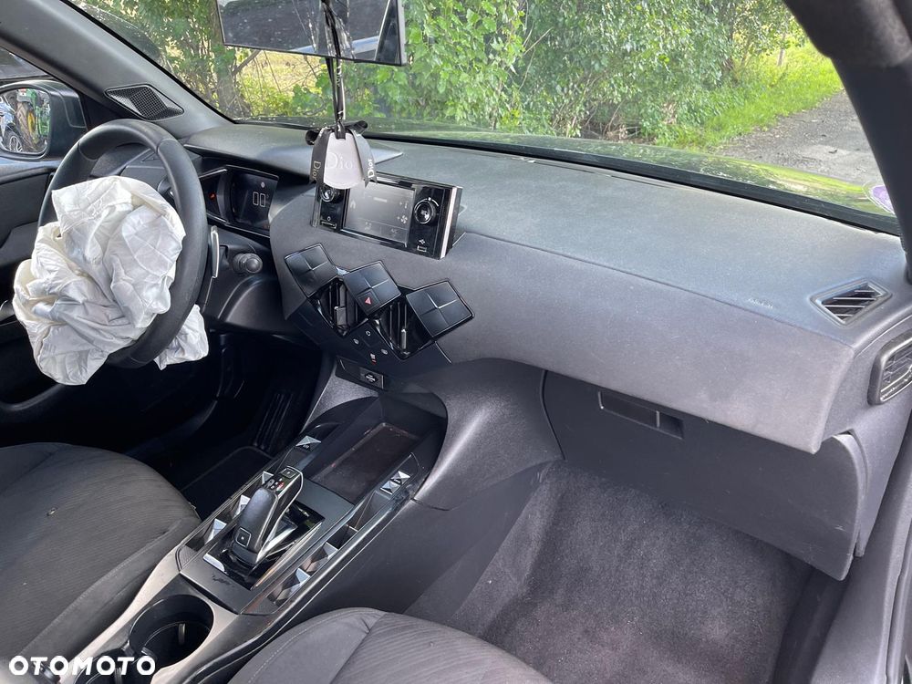 DS Automobiles DS 3 Crossback 1.2 PureTech Chic - 8
