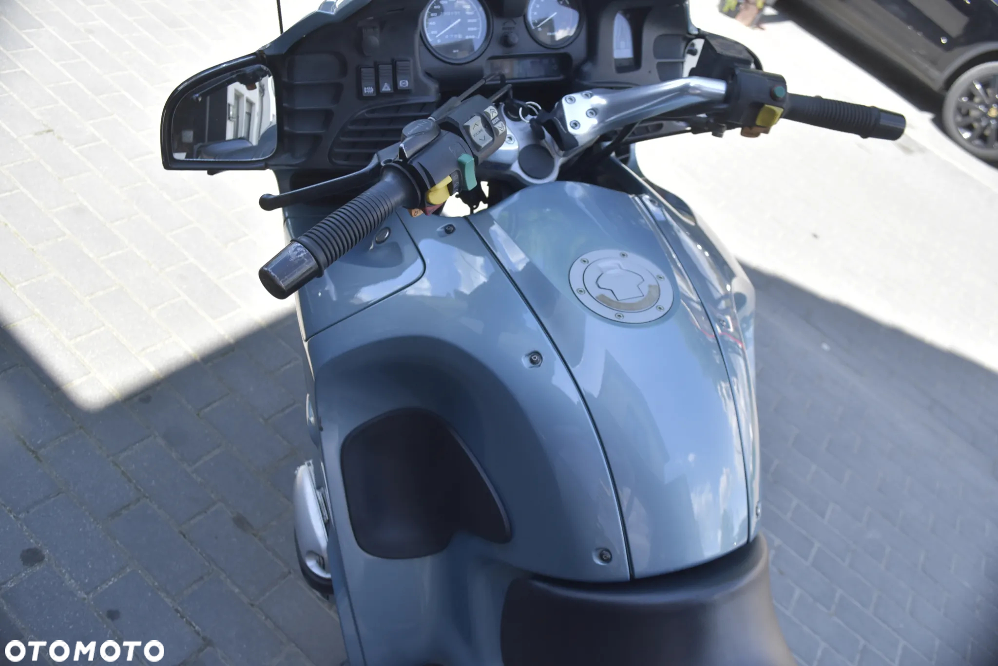 BMW R - 11