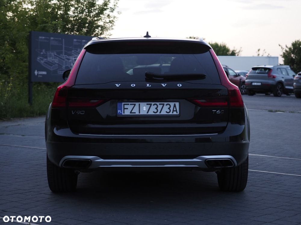 Volvo V90 Cross Country T6 AWD - 3