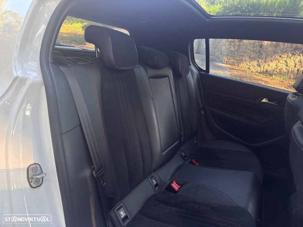 Peugeot 308 BlueHDi FAP 180 EAT8 Stop & Start GT - 21