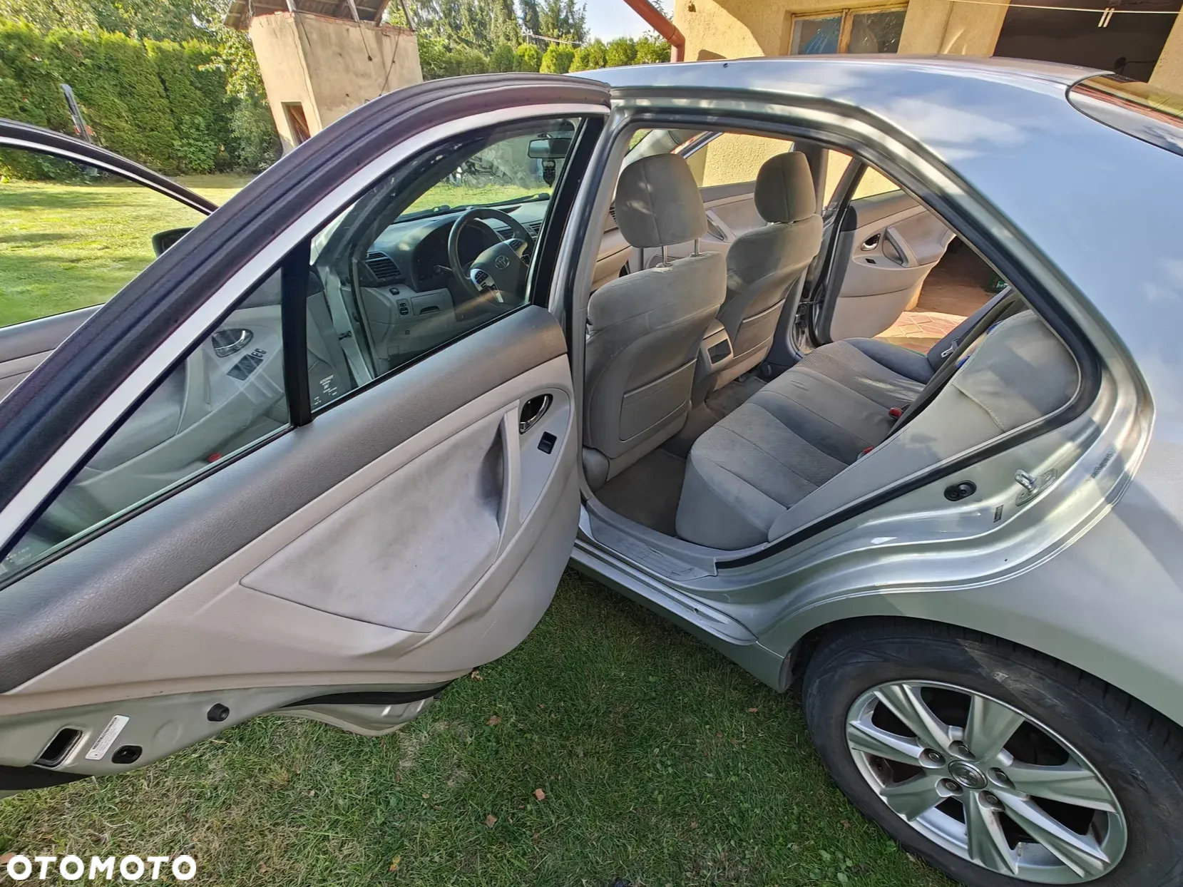 Toyota Camry 2.4 SE - 10