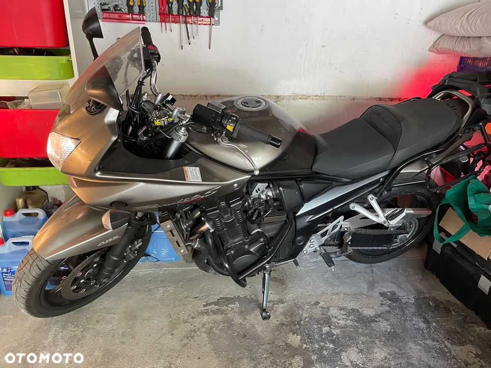 Suzuki Bandit - 2