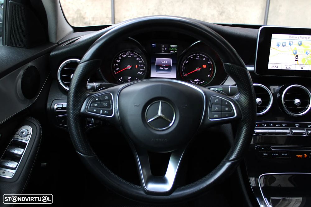 Mercedes-Benz C 350 e - 33