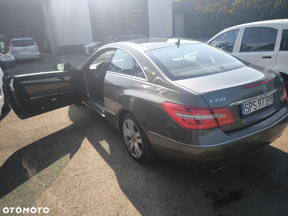 Mercedes-Benz Klasa E 350 CDI BlueEff - 2