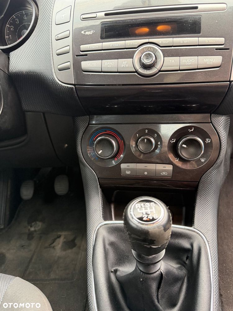 Fiat Bravo 1.4 T-JET 16V Dynamic - 24