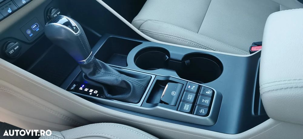 Hyundai Tucson 2.0 CRDI 4WD Automatik Premium - 15