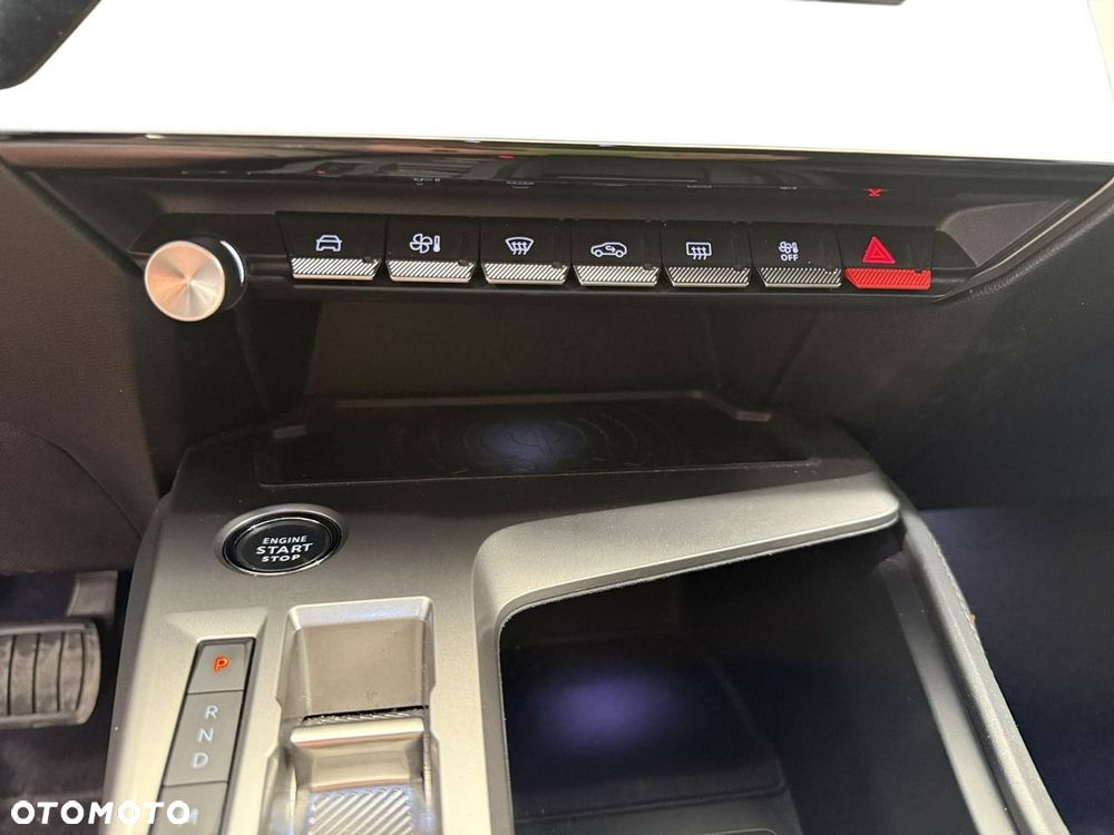Peugeot 308 1.5 BlueHDi Allure Pack S&S EAT8 - 22
