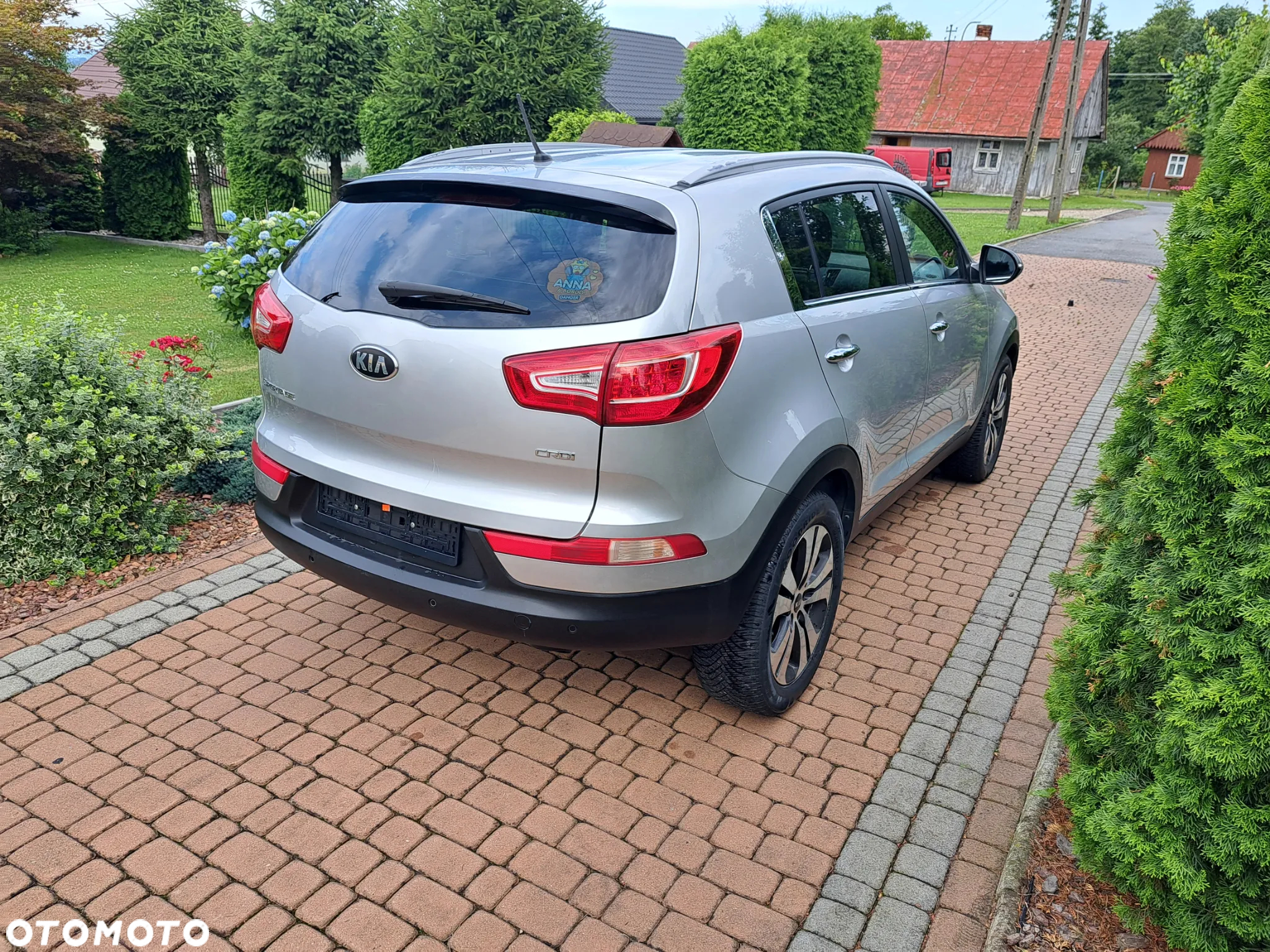 Kia Sportage 1.7 CRDI 2WD Dream-Team Edition - 9