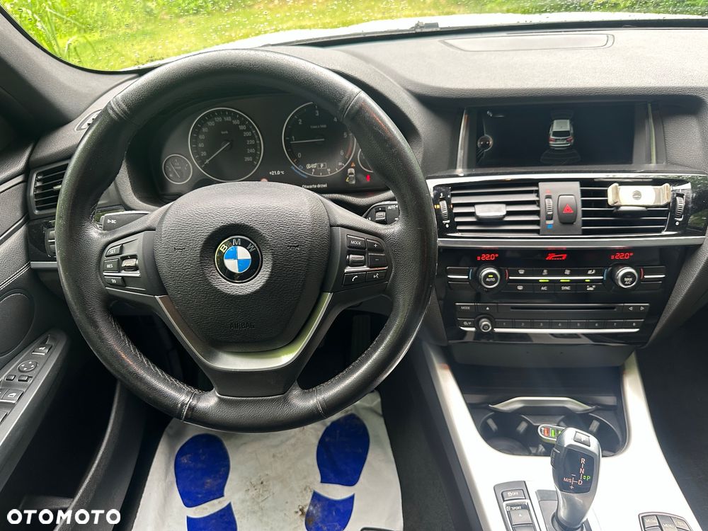 BMW X3 xDrive20d Advantage - 9