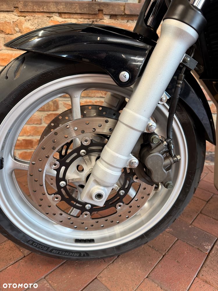 Yamaha FZ6 - 18