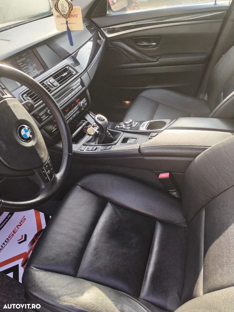 BMW Seria 5 520d Touring - 7