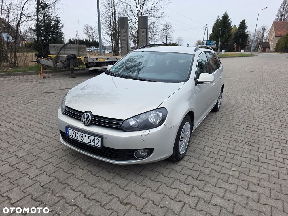 Volkswagen Golf - 8