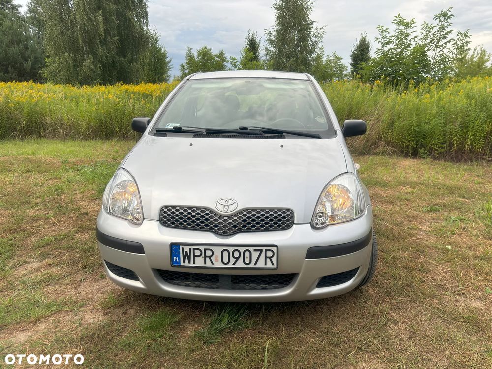 Toyota Yaris 1.0 Base - 17