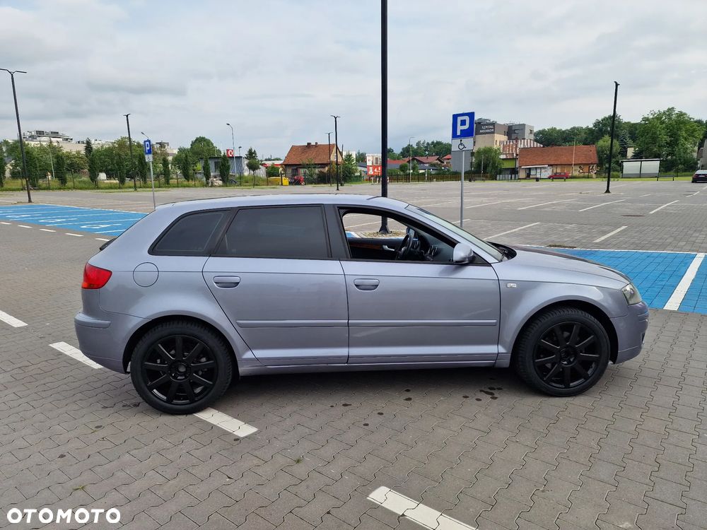 Audi A3 Sportback - 33