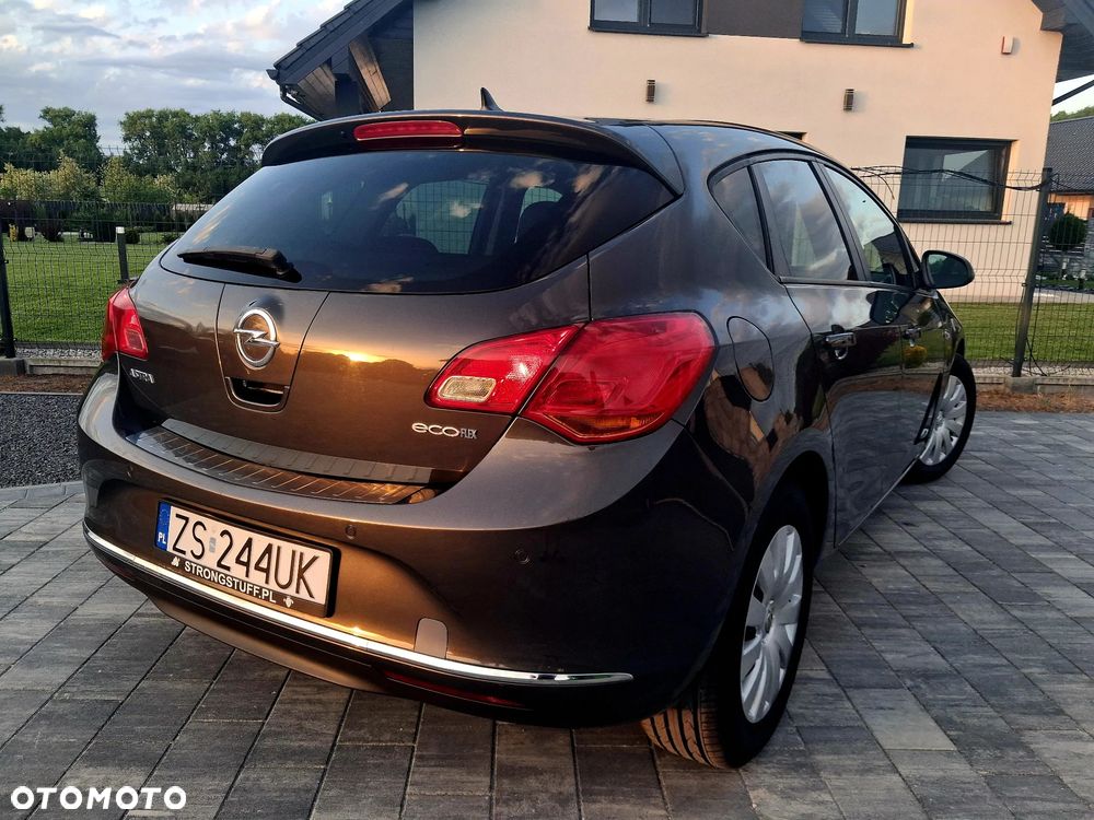 Opel Astra - 2