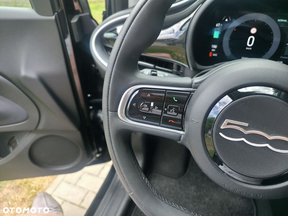 Fiat 500e - 19