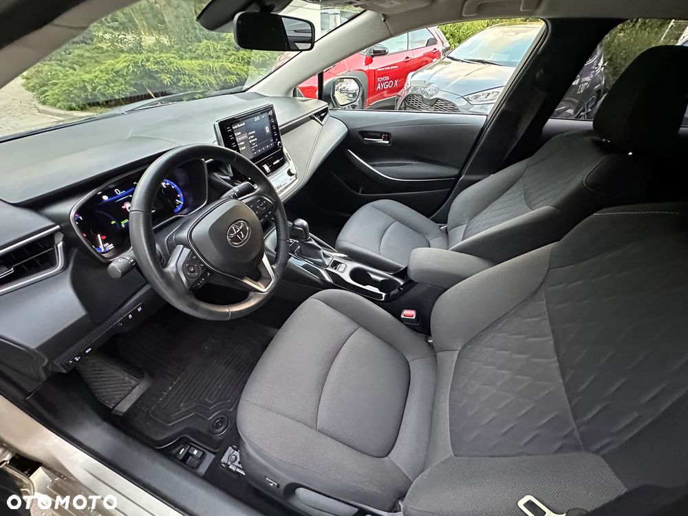 Toyota Corolla 1.8 Hybrid Comfort - 13