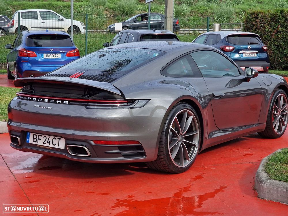 Porsche 911 Série F - 6