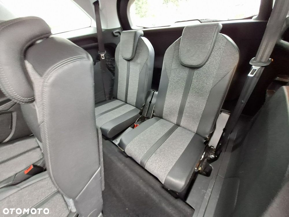 Peugeot 5008 BlueHDi 130 EAT8 Allure - 33