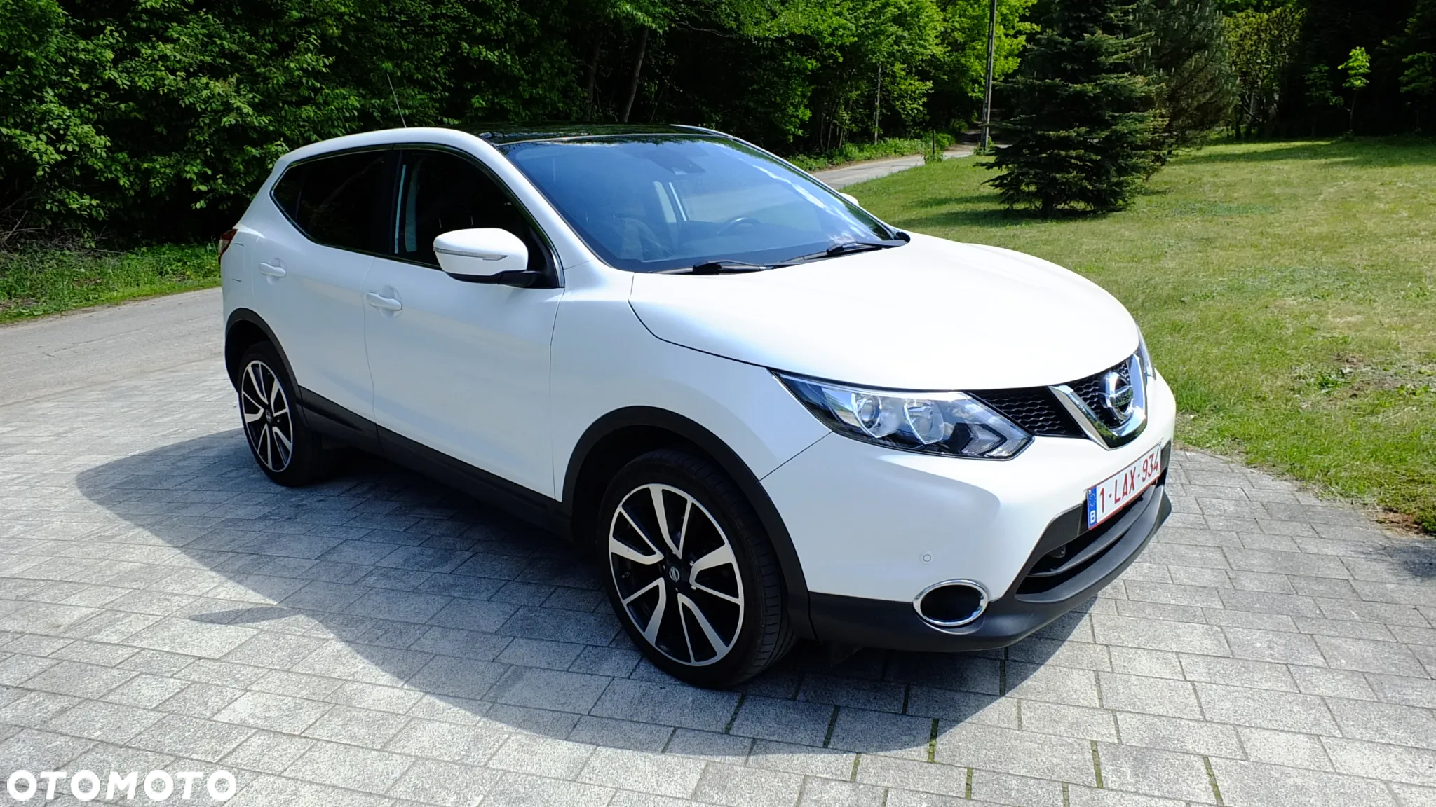 Nissan Qashqai 1.5 dCi Tekna - 4
